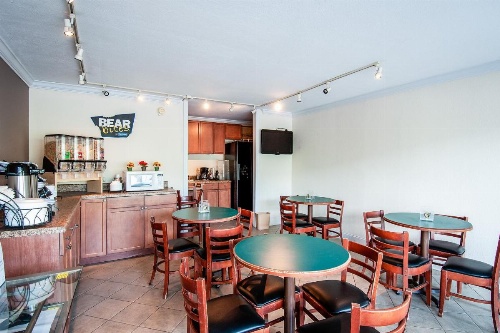 Travelodge by Wyndham Harriman image 22