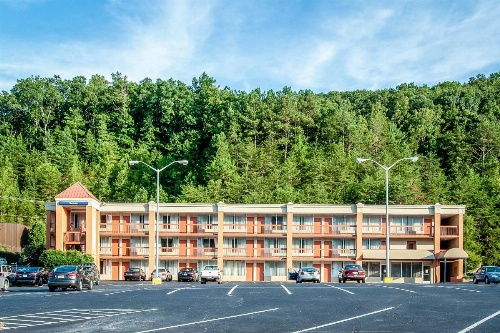 Travelodge by Wyndham Harriman image 24